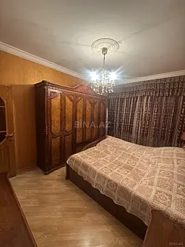 Satılır 4 otaqlı mənzil 110 m²