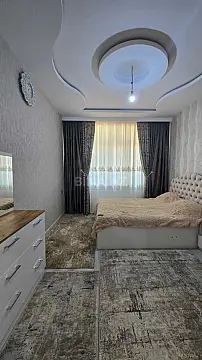 Satılır 3 otaqlı mənzil 82 m²