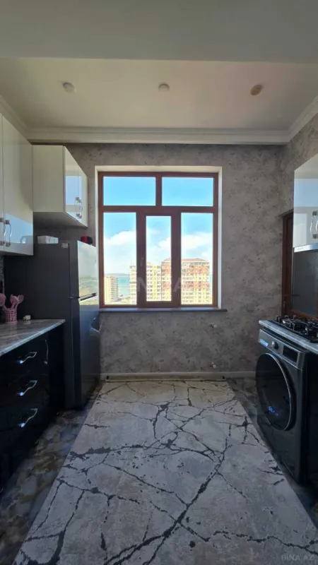 Satılır 3 otaqlı mənzil 82 m²