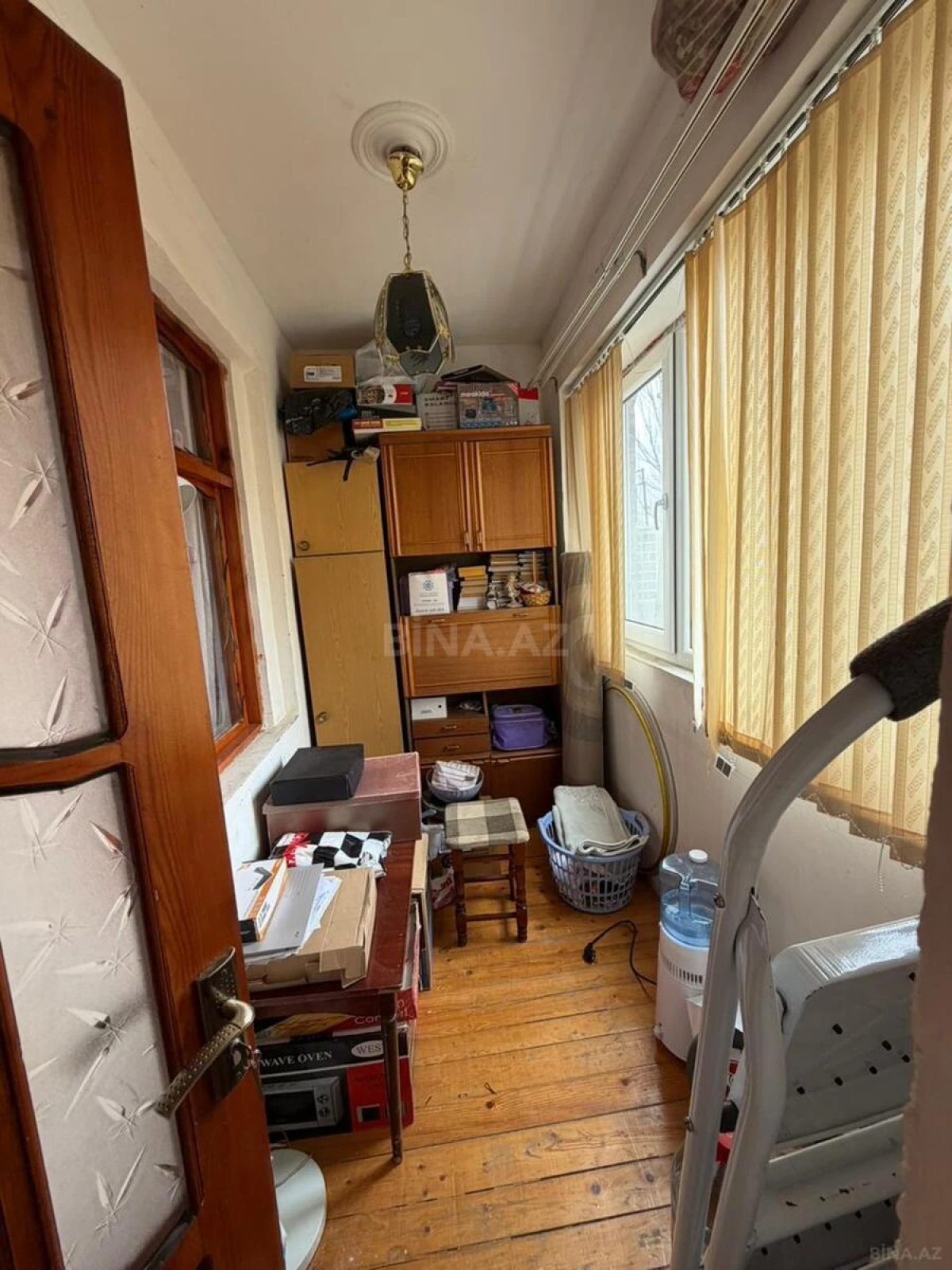 Satılır 4 otaqlı mənzil 100 m²