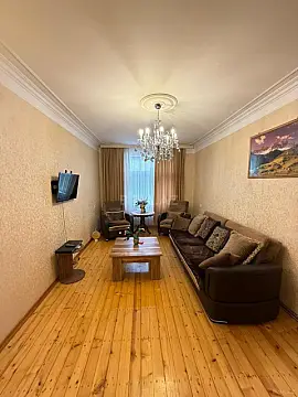 Satılır 4 otaqlı mənzil 100 m² — Bakı, Həzi Aslanov qəs. 4 otaq 100.00 m²