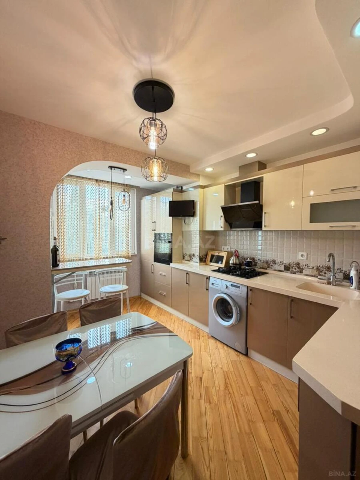 Satılır 4 otaqlı mənzil 100 m²