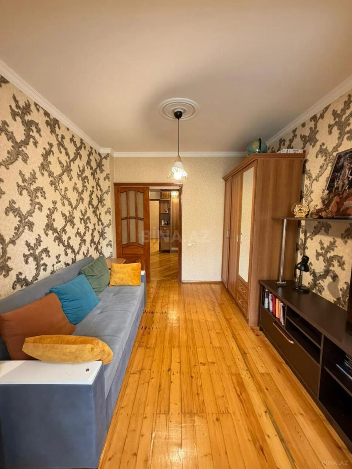 Satılır 4 otaqlı mənzil 100 m²