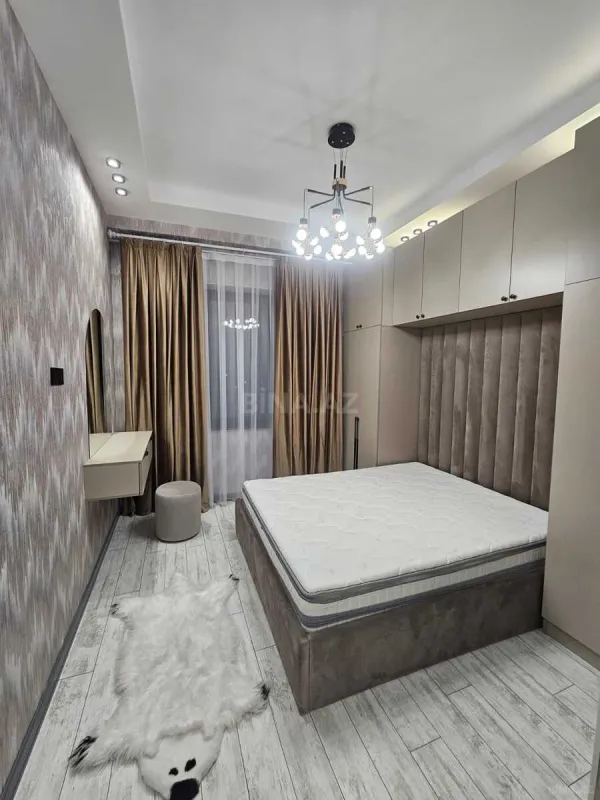 Satılır 3 otaqlı mənzil 92 m²