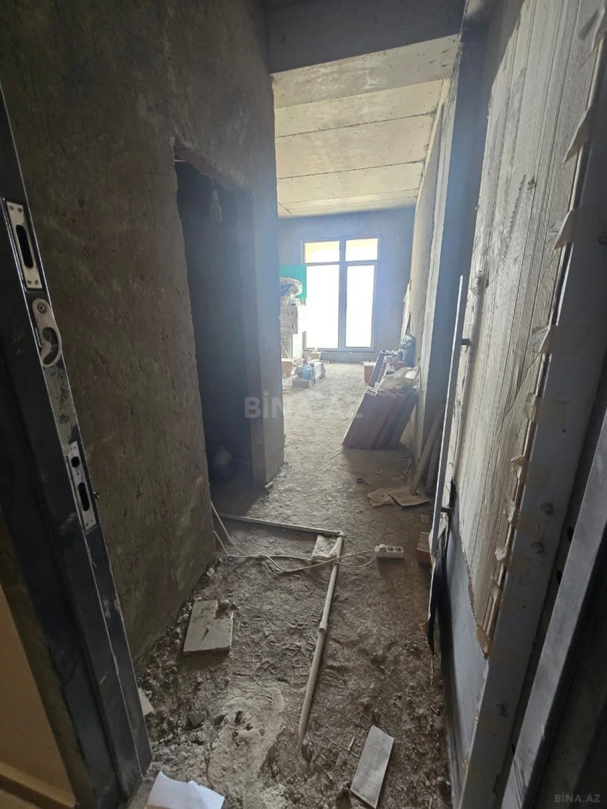 Satılır 1 otaqlı mənzil 31.4 m²