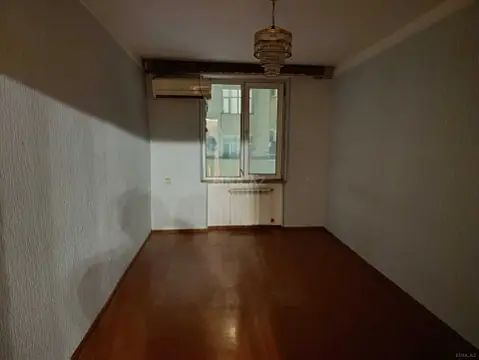 Satılır 3 otaqlı mənzil 65 m²
