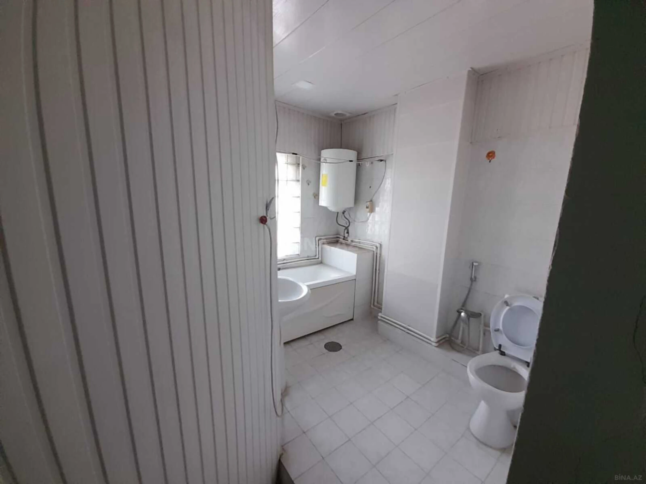 Satılır 3 otaqlı mənzil 94 m²