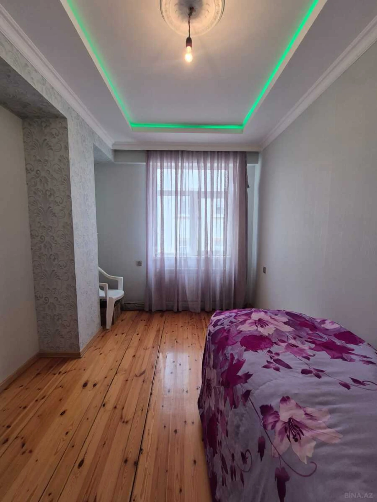 Satılır 2 otaqlı mənzil 57 m²