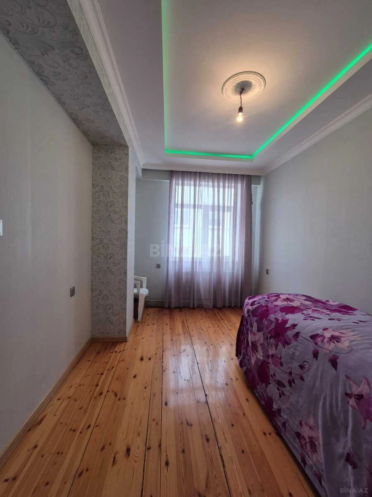 Satılır 2 otaqlı mənzil 57 m²