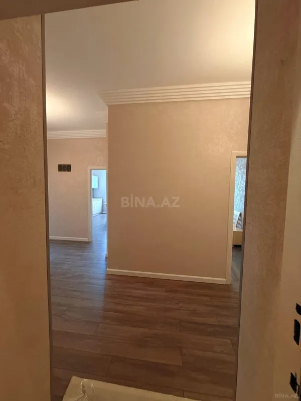 Satılır 3 otaqlı mənzil 110 m²