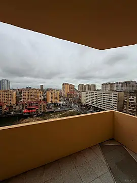 Satılır 3 otaqlı mənzil 110 m²
