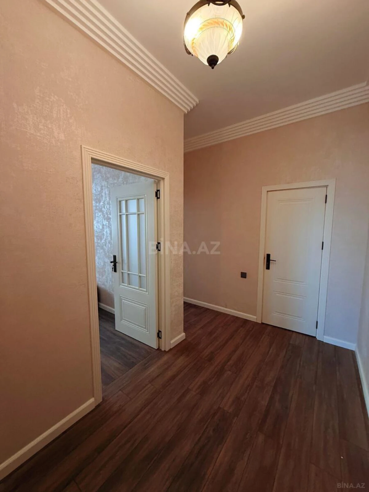 Satılır 3 otaqlı mənzil 110 m²