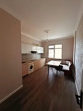Satılır 3 otaqlı mənzil 110 m² — Bakı, İnşaatçılar 3 otaq 110.00 m²