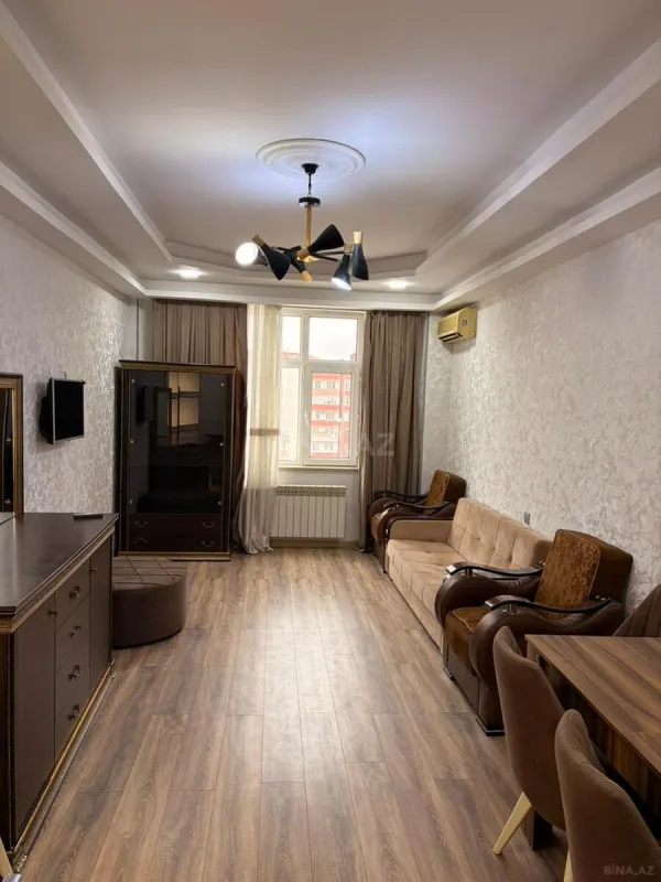 Kirayə verilir 2 otaqlı mənzil 75 m²