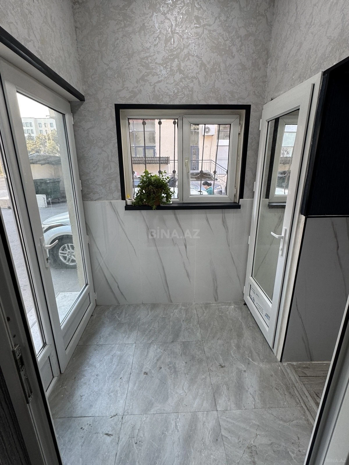 Kirayə verilir 1 otaqlı ofis 17 m²