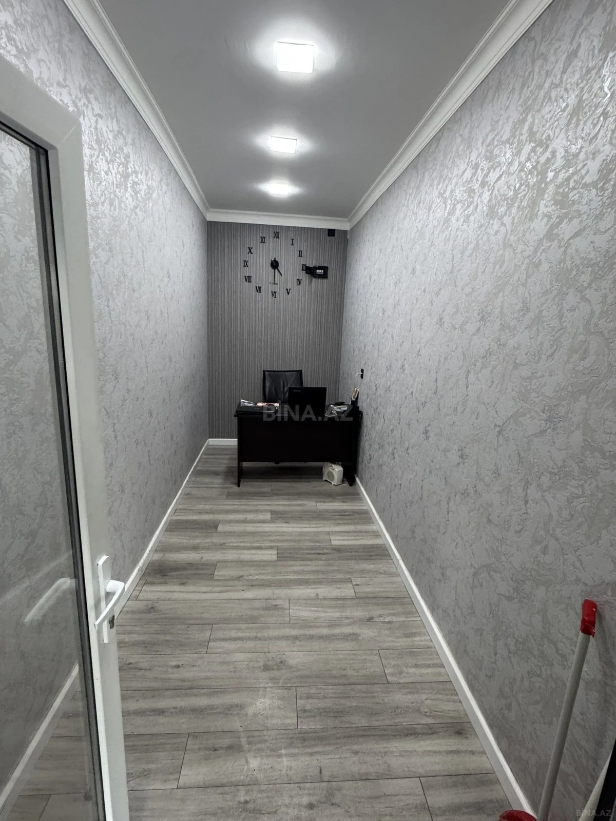 Kirayə verilir 1 otaqlı ofis 17 m²