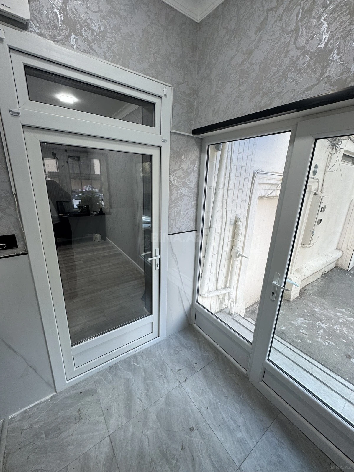 Kirayə verilir 1 otaqlı ofis 17 m²