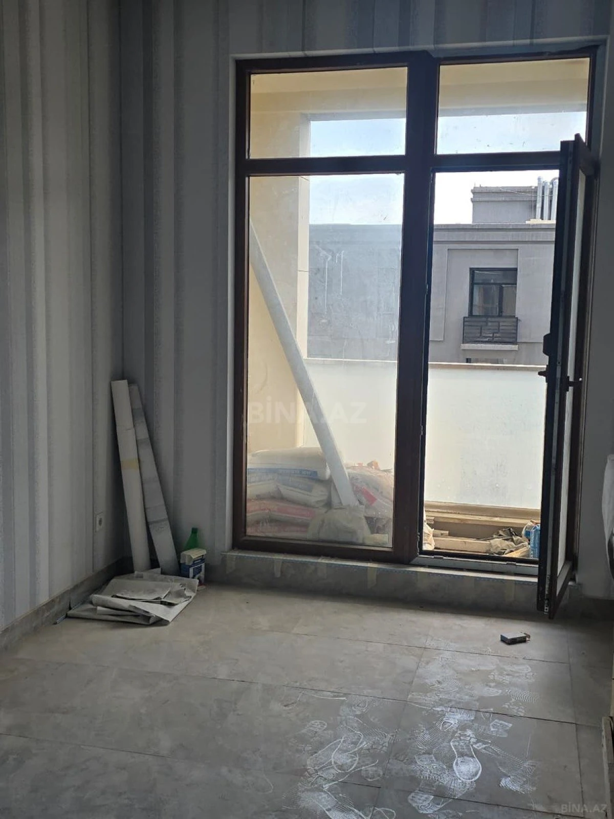 Satılır 1 otaqlı mənzil 31.4 m²