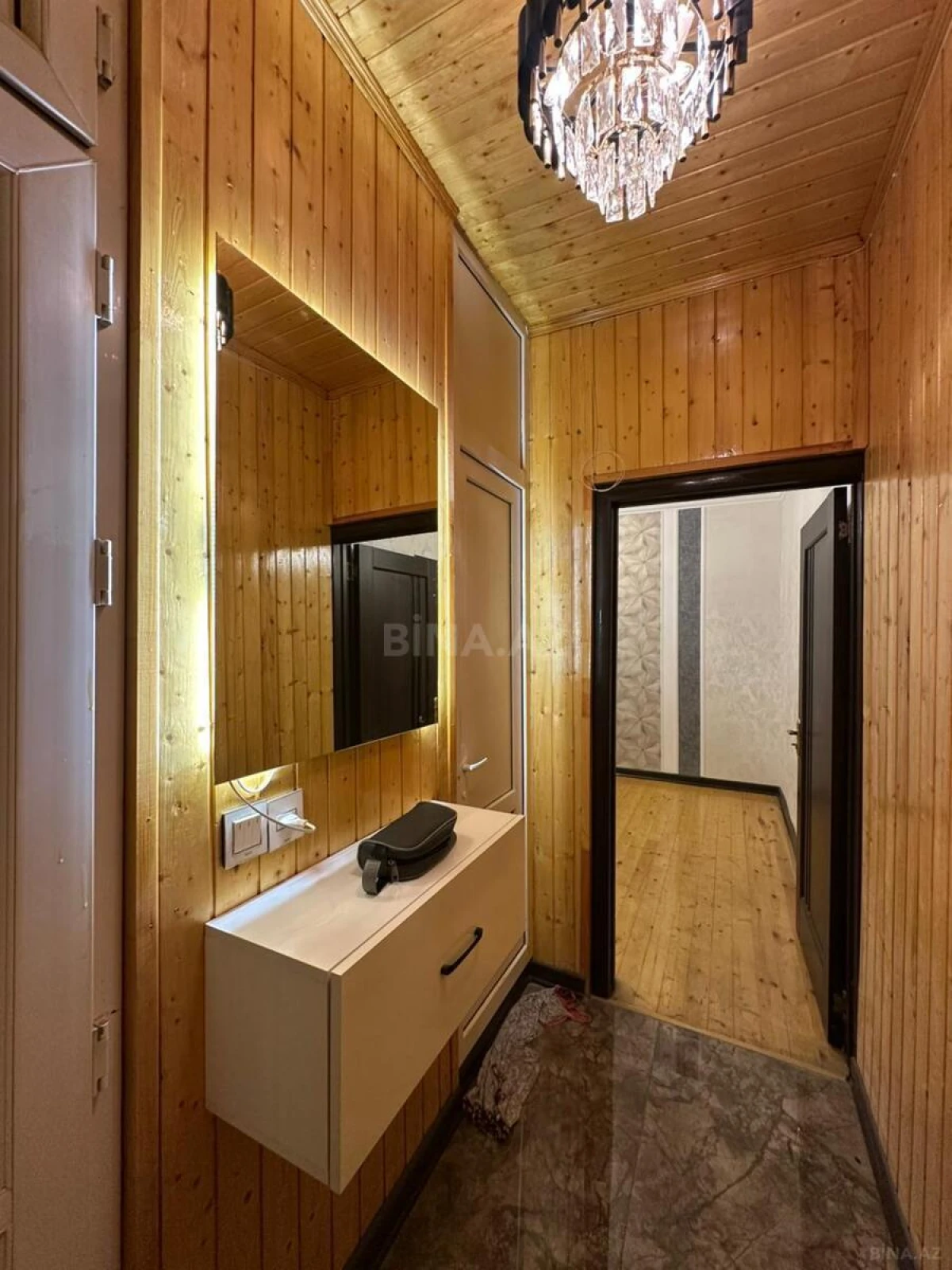 Satılır 2 otaqlı mənzil 56 m²