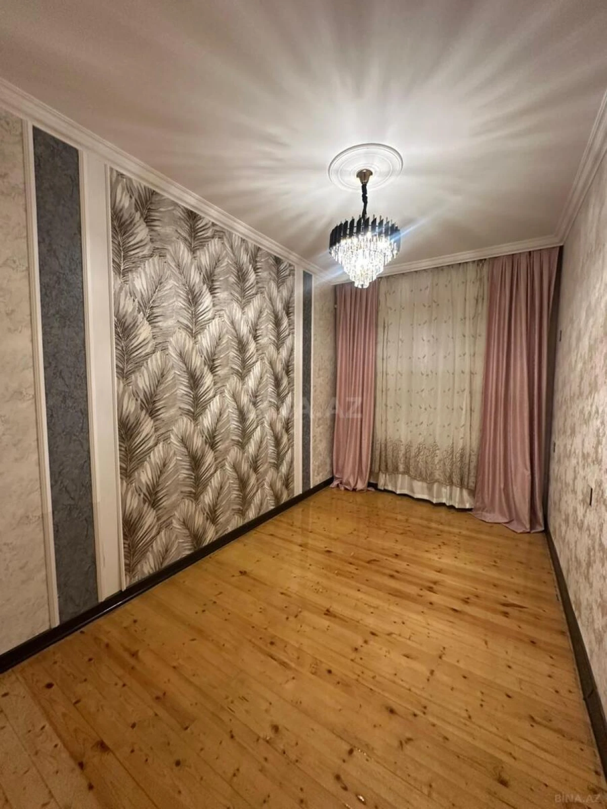 Satılır 2 otaqlı mənzil 56 m²