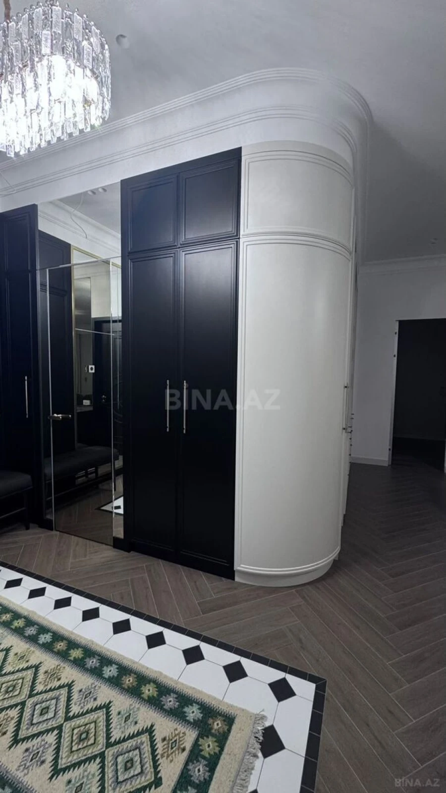 Kirayə verilir 3 otaqlı mənzil 105 m²