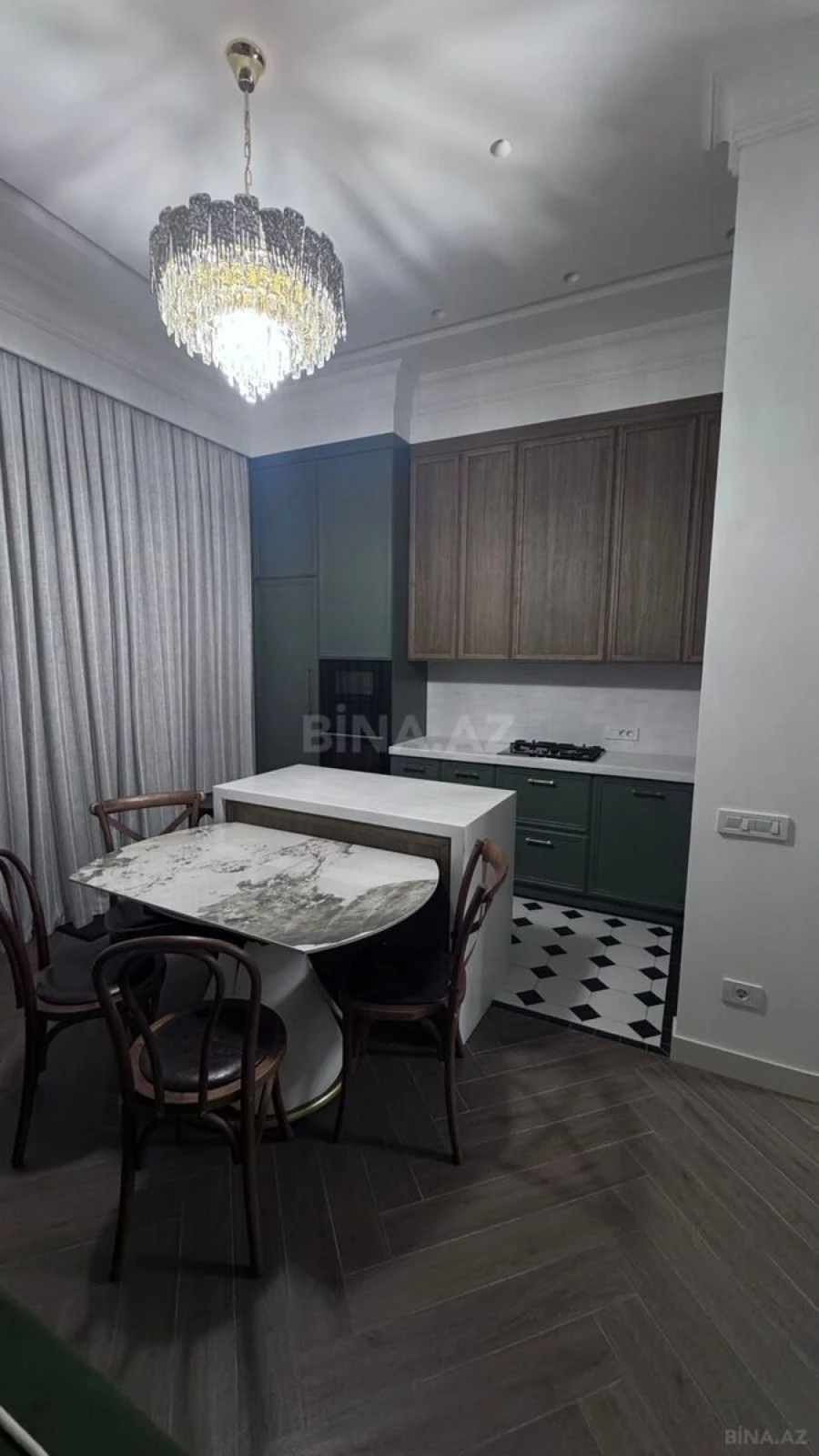 Kirayə verilir 3 otaqlı mənzil 105 m²