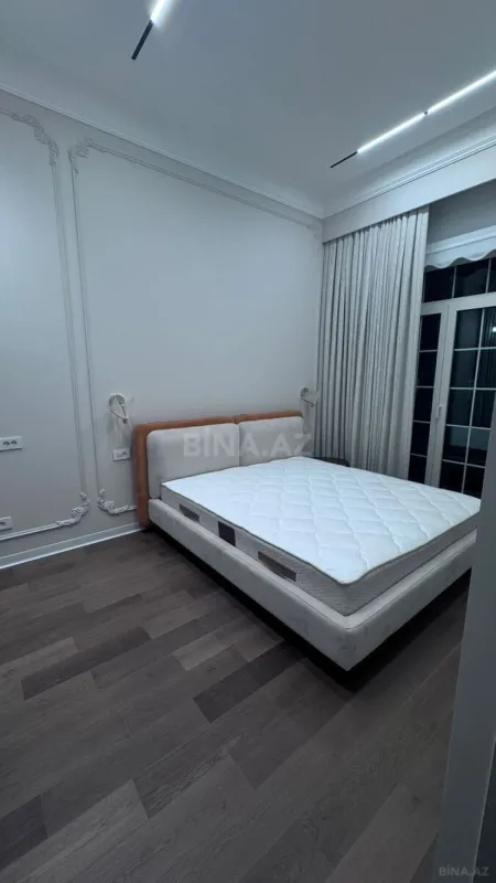 Kirayə verilir 3 otaqlı mənzil 105 m²