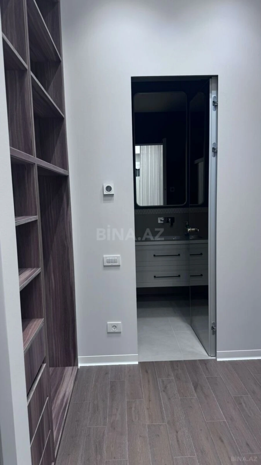 Kirayə verilir 3 otaqlı mənzil 105 m²