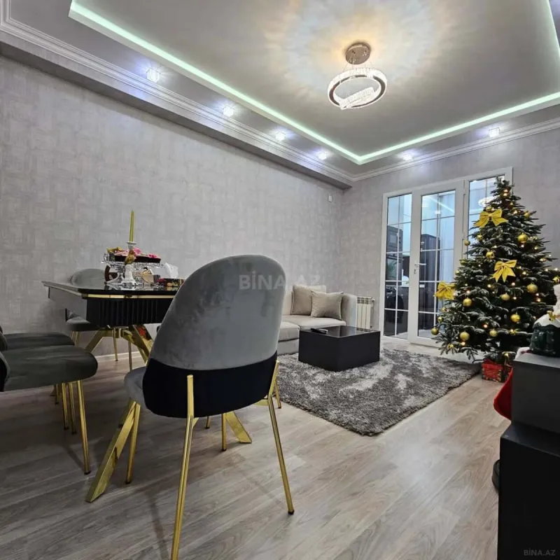 Kirayə verilir 2 otaqlı mənzil 70 m²