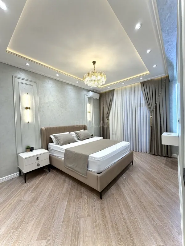 Satılır 2 otaqlı mənzil 70 m²
