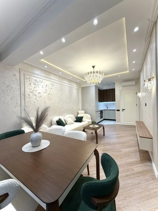 Satılır 2 otaqlı mənzil 70 m²