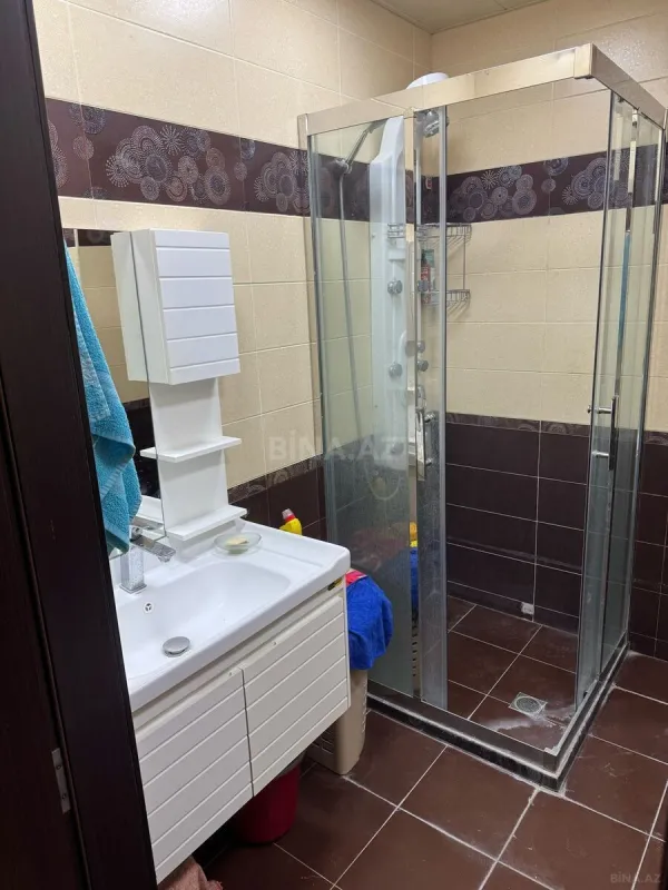 Satılır 2 otaqlı mənzil 70 m²