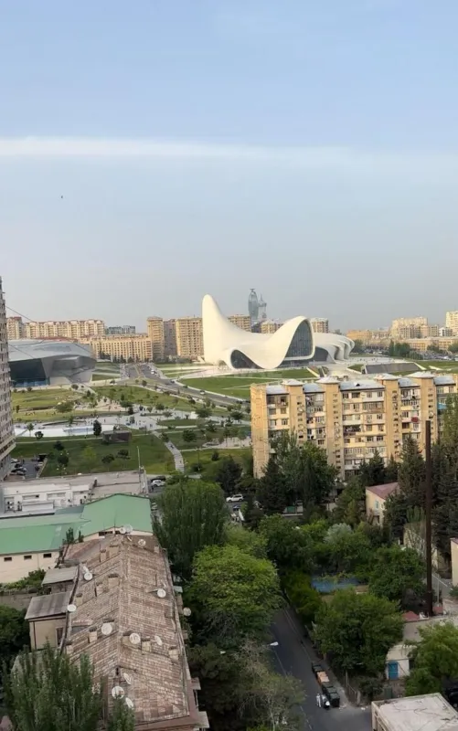 Satılır 3 otaqlı mənzil 149 m²