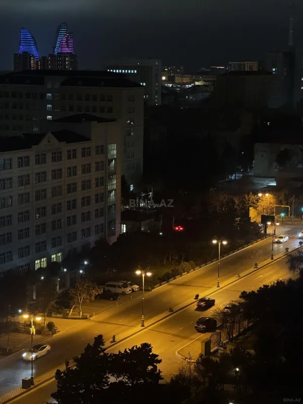 Satılır 3 otaqlı mənzil 100 m²