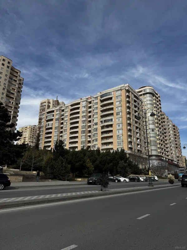 Satılır 3 otaqlı mənzil 100 m²