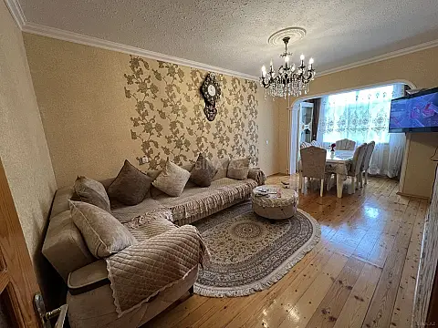Satılır 3 otaqlı mənzil 80 m² — Bakı, Həzi Aslanov qəs. 3 otaq 80.00 m²