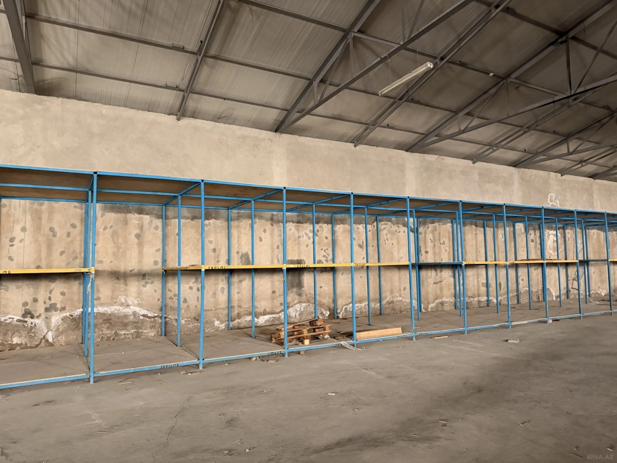 Kirayə verilir obyekt 1600 m²