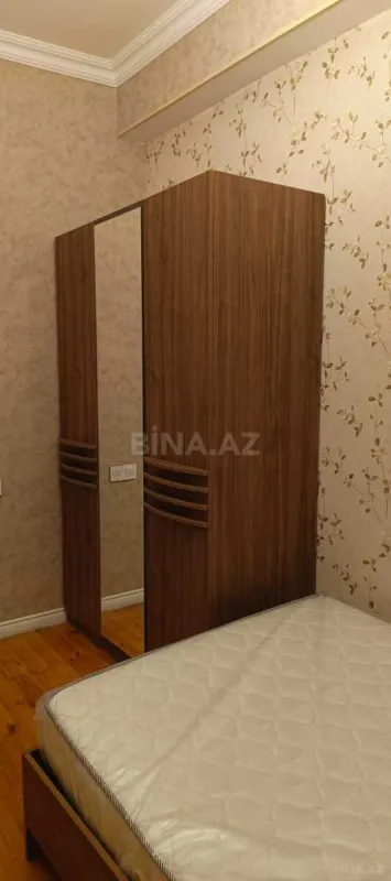 Kirayə verilir 2 otaqlı mənzil 65 m²