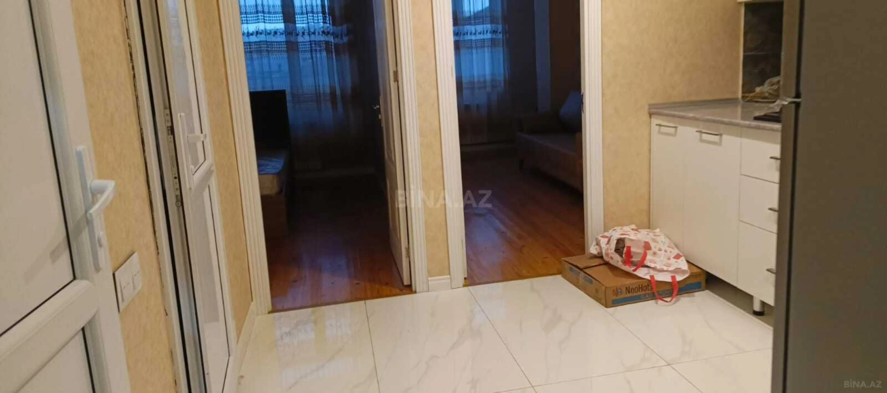 Kirayə verilir 2 otaqlı mənzil 65 m²