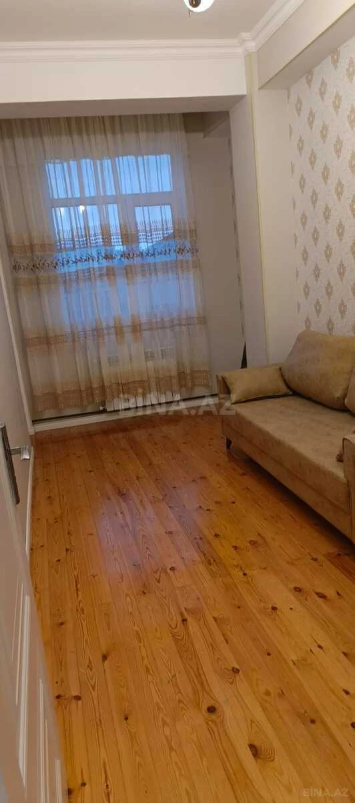 Kirayə verilir 2 otaqlı mənzil 65 m²