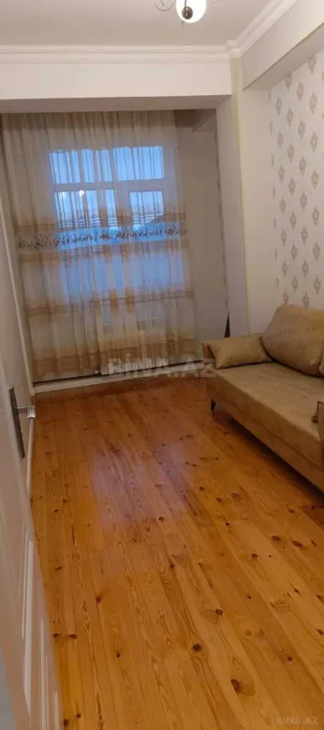 Kirayə verilir 2 otaqlı mənzil 65 m²