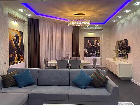 Kirayə verilir 3 otaqlı mənzil 150 m²