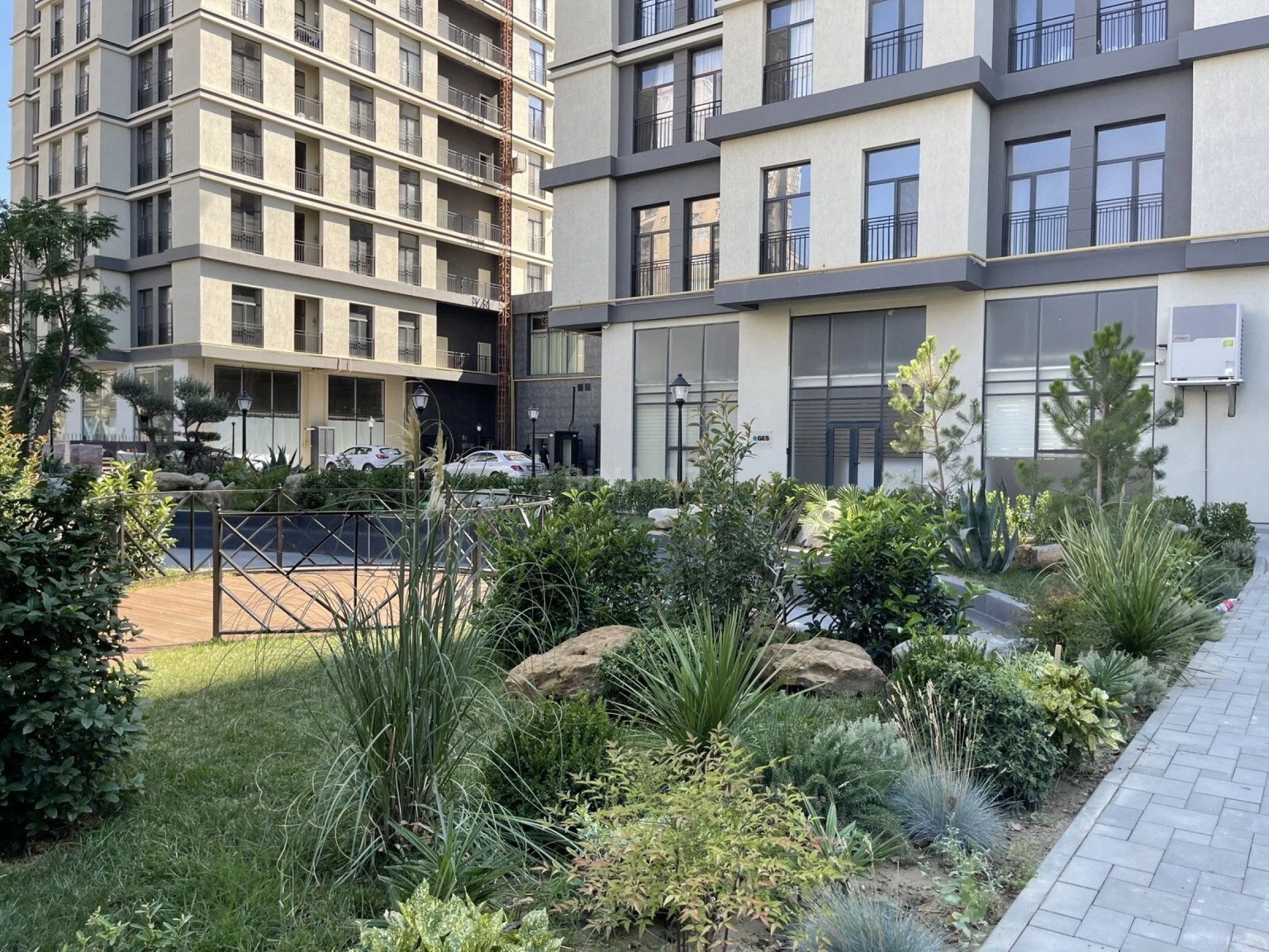 Satılır 2 otaqlı mənzil 62 m²