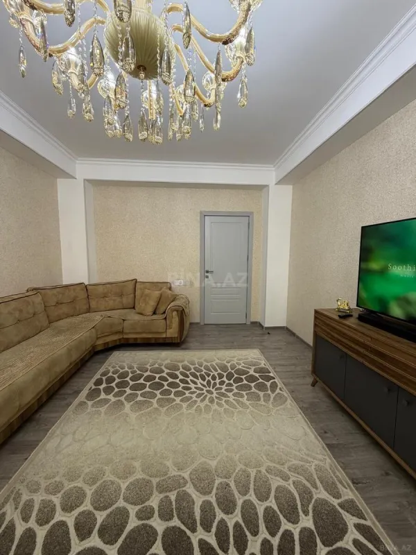 Satılır 2 otaqlı mənzil 83 m²