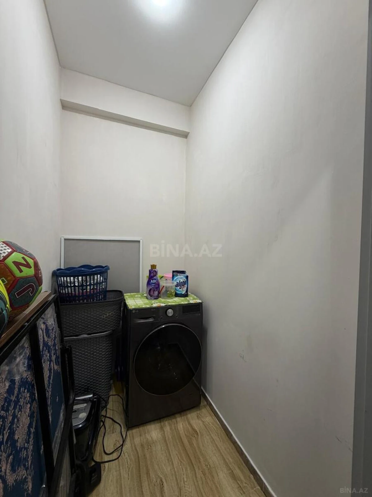 Satılır 2 otaqlı mənzil 83 m²