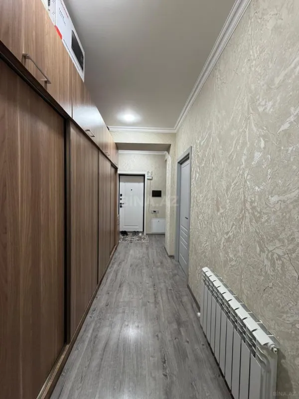 Satılır 2 otaqlı mənzil 83 m²
