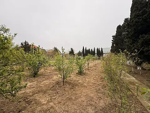 Satılır torpaq sahəsi 15 m²