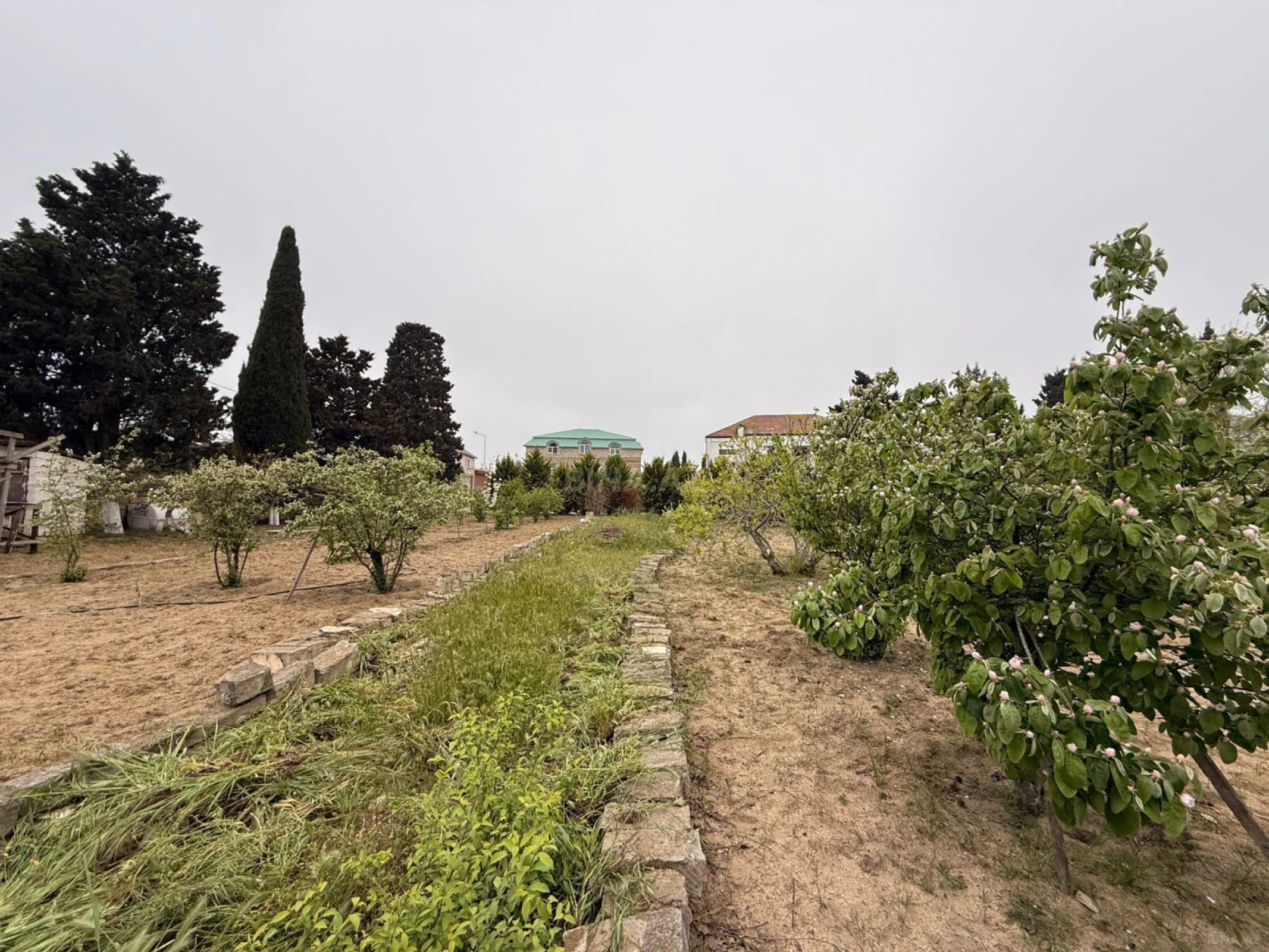 Satılır torpaq sahəsi 15 m²