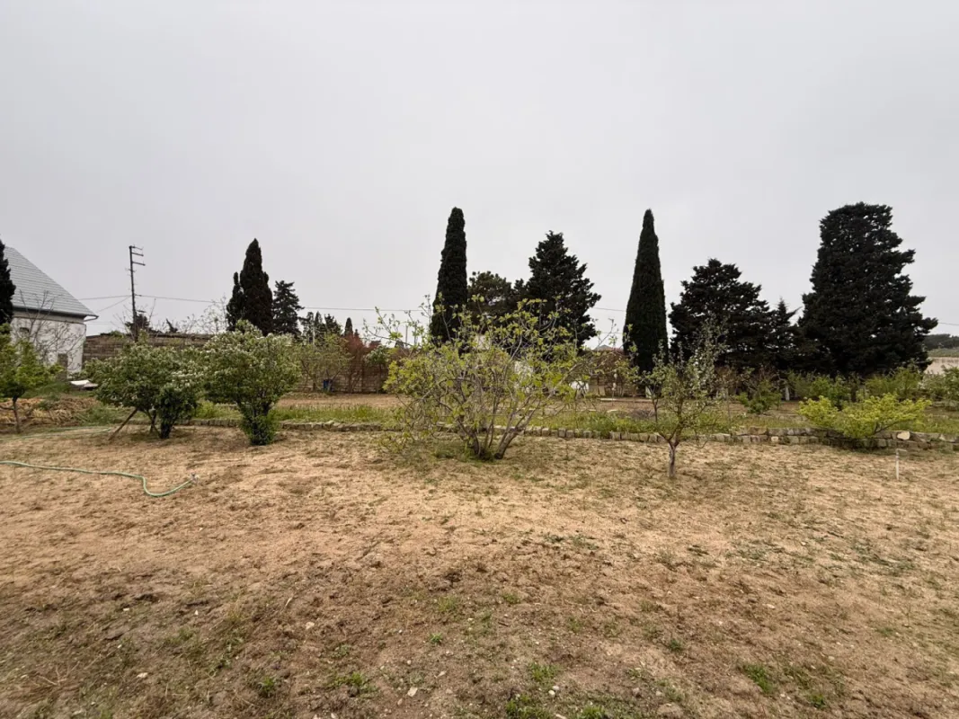 Satılır torpaq sahəsi 15 m²