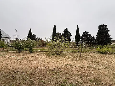 Satılır torpaq sahəsi 15 m²